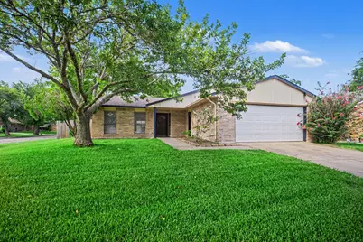 6713 Tara Drive, Richmond, TX 77469 - Photo 2