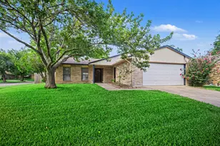 6713 Tara Dr, Richmond, TX 77469 - Photo 2