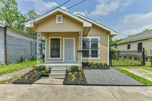 7615 Ave E, Houston, TX 77012 - Photo 1