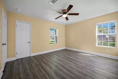 1405 Austin Street, La Marque, TX 77568 - Photo 8