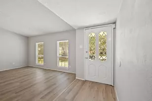 2130 Quail Valley E Dr, Missouri City, TX 77459 - Photo 4