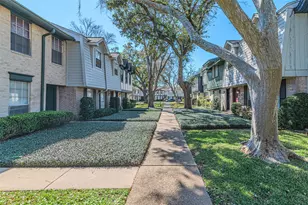 10010 Knoboak Dr, Houston, TX 77080 - Photo 2