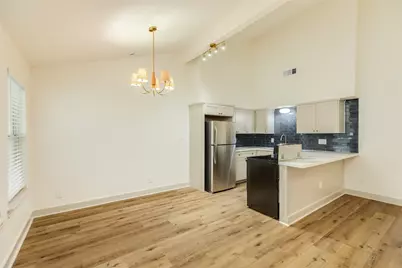 2305 55th Street #4, Galveston, TX 77551 - Photo 4