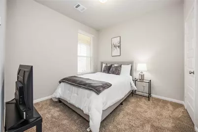 7047 Silverleaf Oak Street, Conroe, TX 77304 - Photo 14