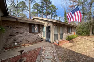 24608 Attwood Pl, Huntsville, TX 77320 - Photo 4