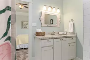977 Clara St, Crystal Beach, TX 77650 - Photo 16