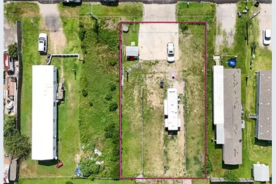 936 13th Street, Dickinson, TX 77539 - Photo 2