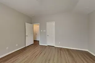 10 Windswept Oaks Pl, Conroe, TX 77385 - Photo 8