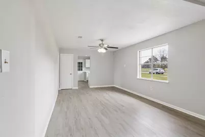 1544 County Road 2107, Liberty, TX 77575 - Photo 4
