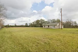 1544 Co Rd 2107, Liberty, TX 77575 - Photo 16