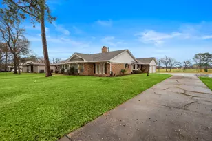 4912 Goose Creek Dr, Baytown, TX 77521 - Photo 6