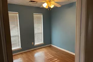 11702 Ensbrook Dr, Houston, TX 77099 - Photo 14