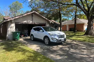 11702 Ensbrook Dr, Houston, TX 77099 - Photo 4