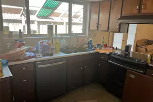 11702 Ensbrook Dr, Houston, TX 77099 - Photo 8