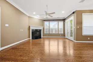 17 Ambleside Crescent Dr, Sugar Land, TX 77479 - Photo 8
