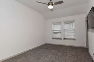2909 Newington Ln, Houston, TX 77047 - Photo 14