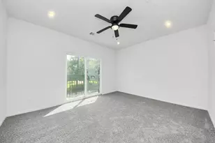 7902 Parnell St, Houston, TX 77051 - Photo 14