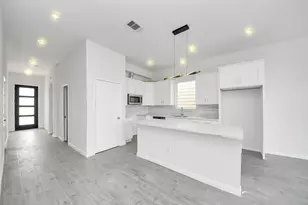 7902 Parnell St, Houston, TX 77051 - Photo 1
