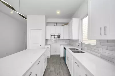 7902 Parnell Street #A, Houston, TX 77051 - Photo 6