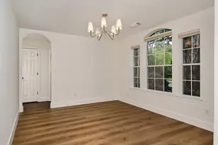 122 S Abram, The Woodlands, TX 77382 - Photo 8