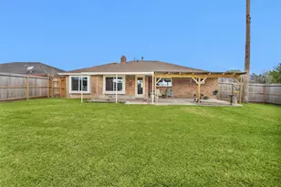 8422 Oakhaven Rd, La Porte, TX 77571 - Photo 44