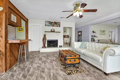 8422 Oakhaven Road, La Porte, TX 77571 - Photo 10