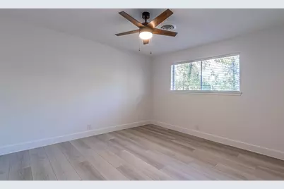 118 Milliken Drive, Livingston, TX 77351 - Photo 8