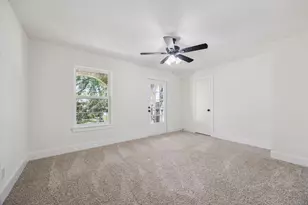 2723 Bernadette Ln, Houston, TX 77043 - Photo 24