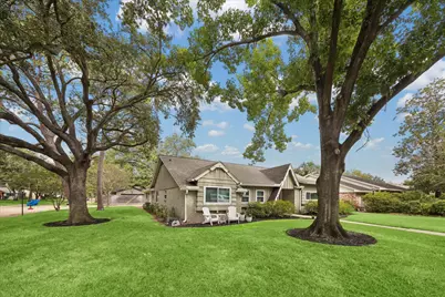 10050 Locke Lane, Houston, TX 77042 - Photo 2