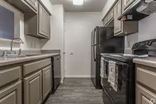 480 W Parker Rd, Houston, TX 77091 - Photo 14
