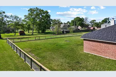 1518 William Trace, Baytown, TX 77523 - Photo 32