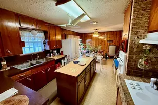 12018 Bexhill Dr, Houston, TX 77065 - Photo 8