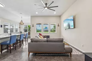 1498 Foshee Ct, Alvin, TX 77511 - Photo 4
