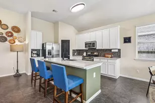 1498 Foshee Ct, Alvin, TX 77511 - Photo 8