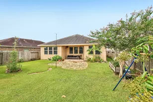 1498 Foshee Ct, Alvin, TX 77511 - Photo 22