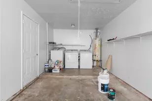 11939 Flushing Meadows Dr, Houston, TX 77089 - Photo 12