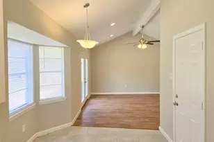 5404 Hazel St, Baytown, TX 77521 - Photo 6