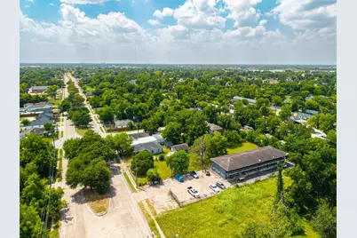4613 Cavalcade Street #10, Houston, TX 77026 - Photo 4