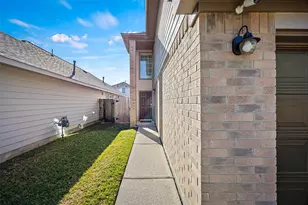 13718 Rural Oak St, Houston, TX 77034 - Photo 4