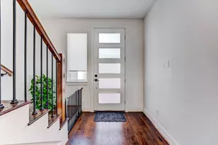 107 W Whitney St, Houston, TX 77018 - Photo 8