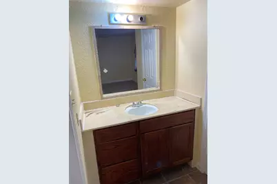 14516 E Woodforest Boulevard E #14516, Houston, TX 77015 - Photo 6