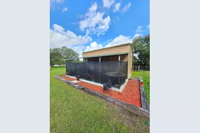 610 E Division Street, Edna, TX 77957 - Photo 14