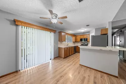 7 Rockridge Court, The Woodlands, TX 77381 - Photo 14