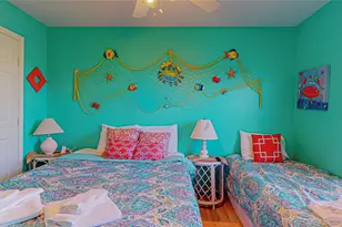 905 Sage Rd, Crystal Beach, TX 77650 - Photo 32