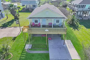 905 Sage Rd, Crystal Beach, TX 77650 - Photo 10
