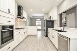 9211 Abbey Chase Ln, Houston, TX 77095 - Photo 10