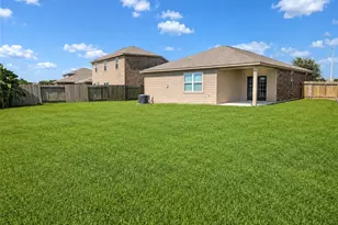 2201 Nautica Terrace Dr, La Marque, TX 77568 - Photo 26