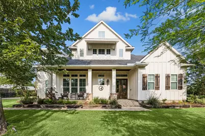 1815 Charter Street, Columbus, TX 78934 - Photo 4