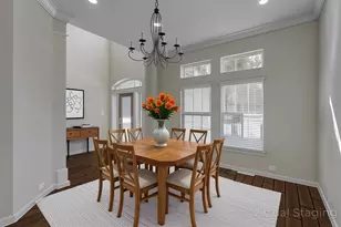 70 S Almondell Cir, The Woodlands, TX 77354 - Photo 6