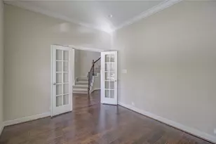 70 S Almondell Cir, The Woodlands, TX 77354 - Photo 8